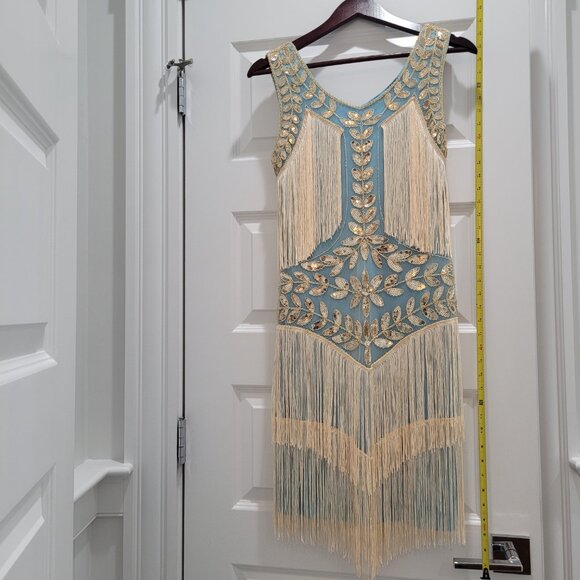 Stunning Roaring 1920s Dress. Sequins and Fringe. Turquoise, Gold, and Ivory. S. - Picture 5 of 16